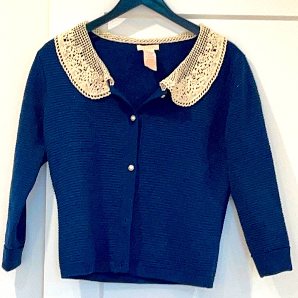 Vintage cardigan by Tulle - excellent condition!!